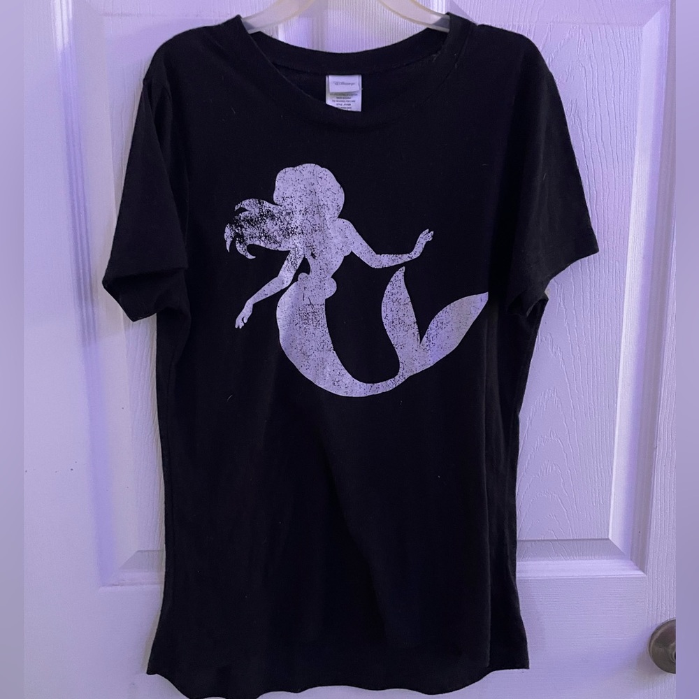 Disney The Little Mermaid Rustic Tee Shirt | Women’s Medium |